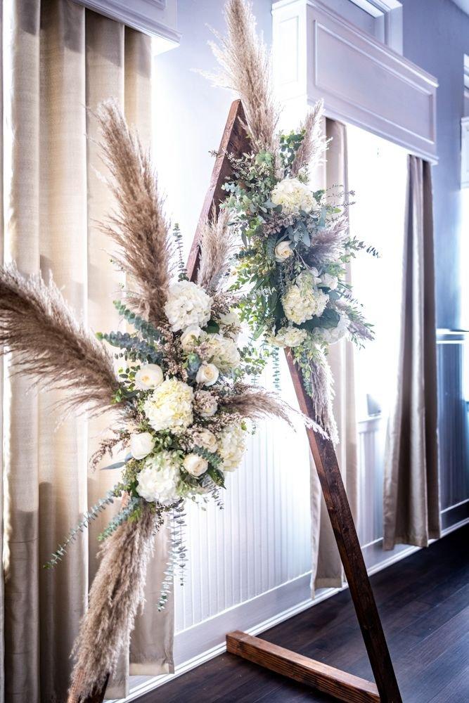 carousel-hero-element image-1