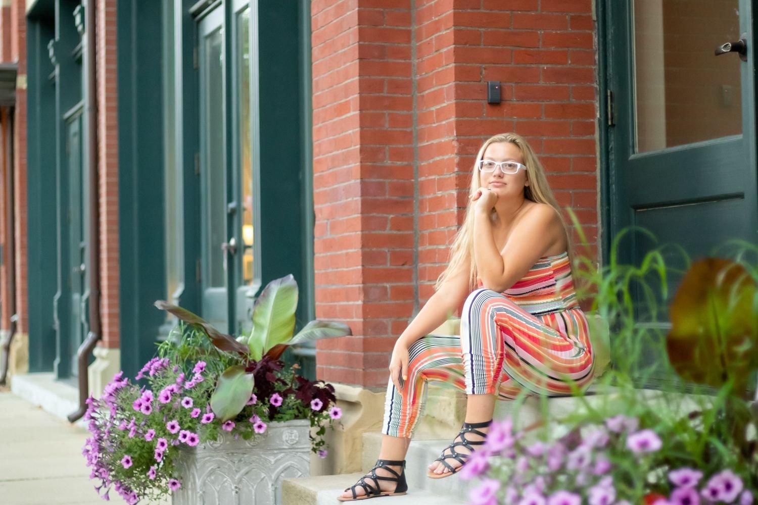 carousel-hero-element image-4