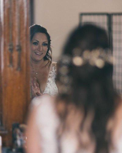 mobile - carousel-hero-element image-3